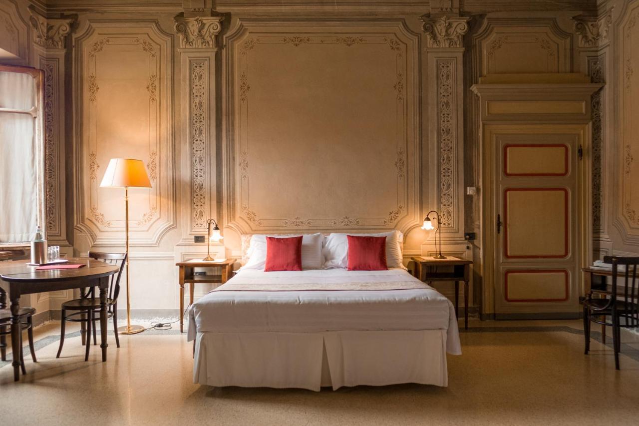 Albergo Real Castello Verduno ภายนอก รูปภาพ