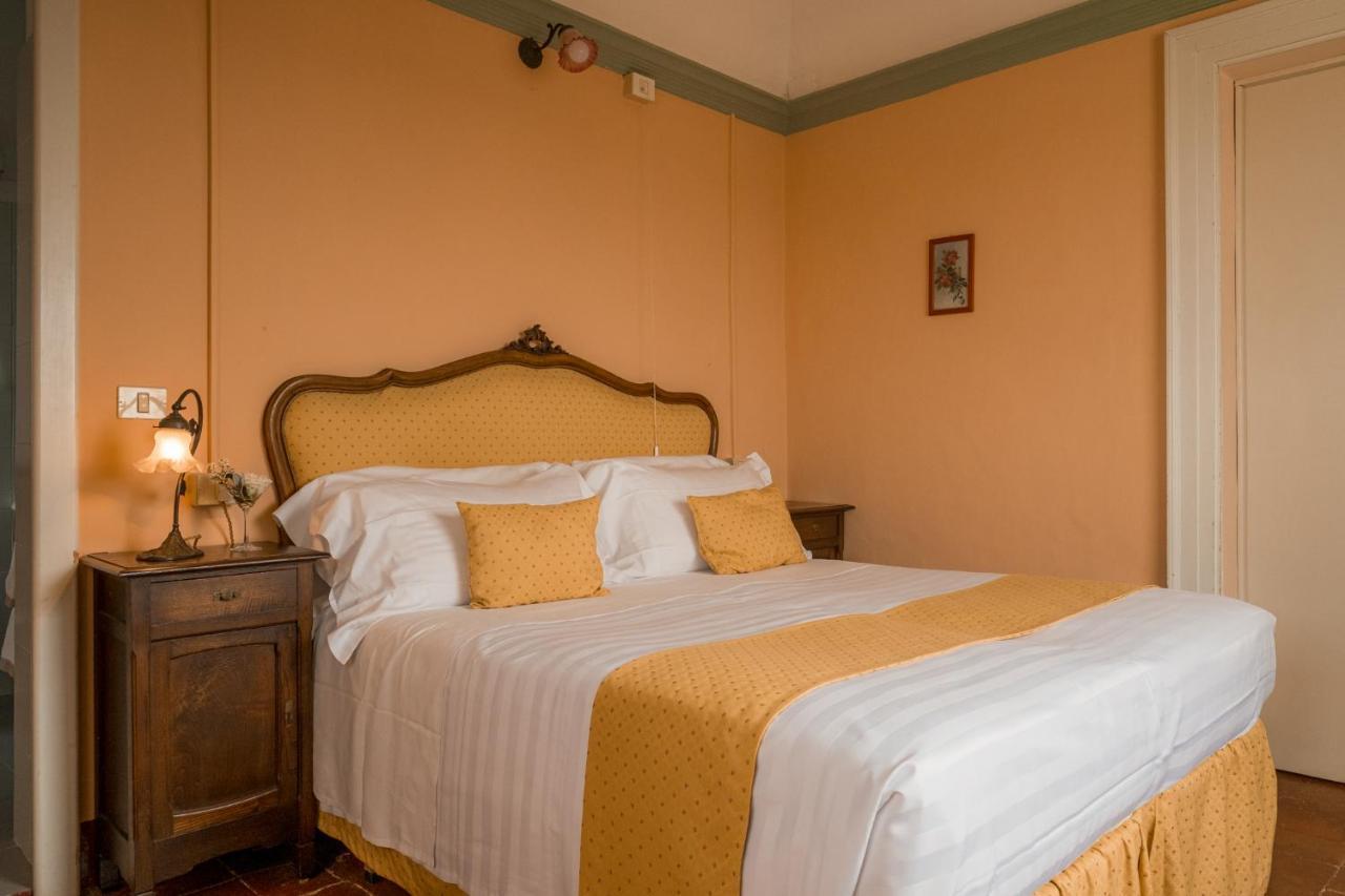 Albergo Real Castello Verduno ภายนอก รูปภาพ