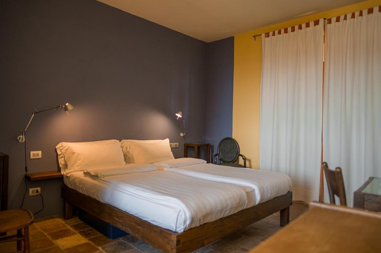 Albergo Real Castello Verduno ภายนอก รูปภาพ